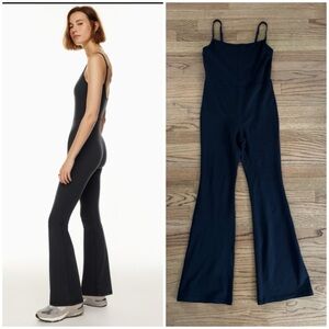 Aritizia women’s Divinity Kick Flare Jumpsuit